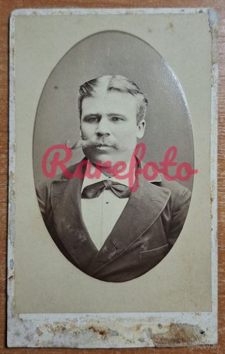 1880-е Визит-портрет туриста из Российской империи в Японии типаж ретро студийное фото фоторгаф Судзуки Синъити Йокогама