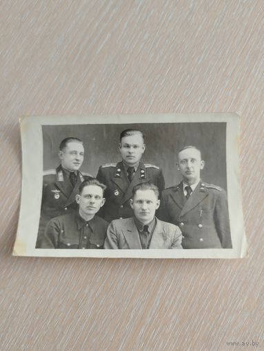 Фото боевых товарищей.