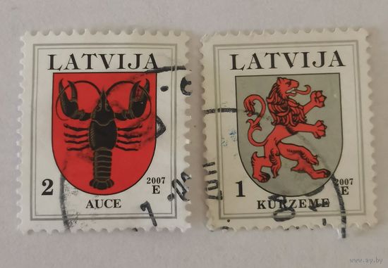 Марки из серии "Гербы" с надпечаткой 2007 - герб Курземе и герб Ауце