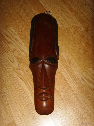 Маска африканская . Дерево