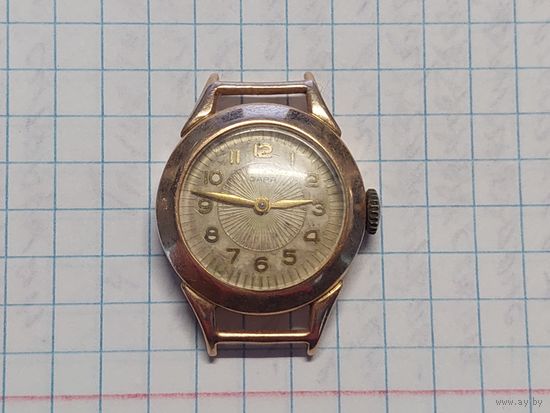 Золотые часы Заря, проба 583, не на ходу, общий вес 11.19 гр.