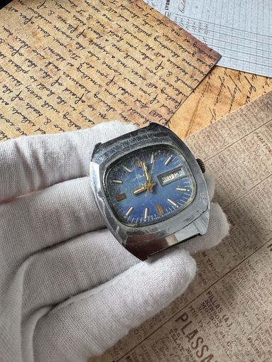 Часы Ракета на ходу