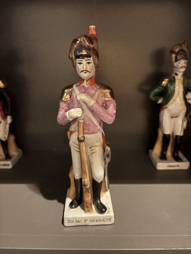 Статуэтка Французский Офицер Военная тематика Германия винтаж с 1 рубля