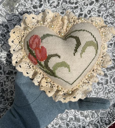 Подушечка для куклы