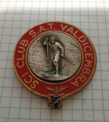 Знак лыжного клуба