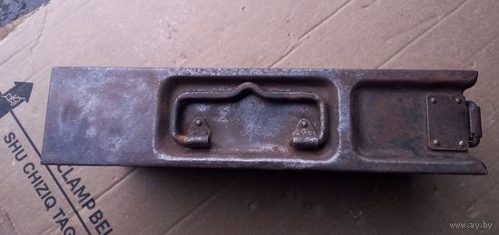 Ящик для пулеметной ленты.Металл.