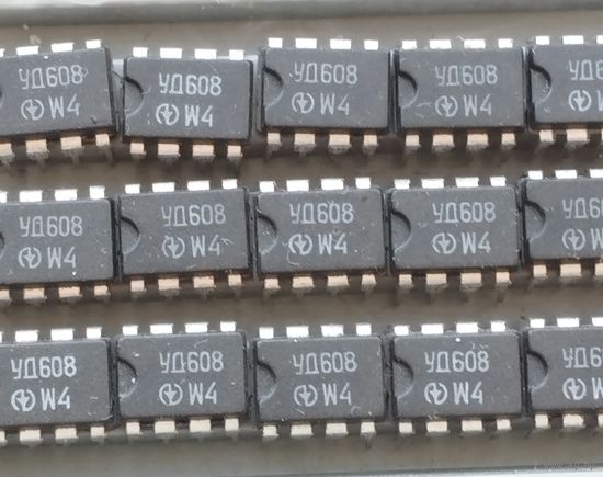 Микросхема УД608