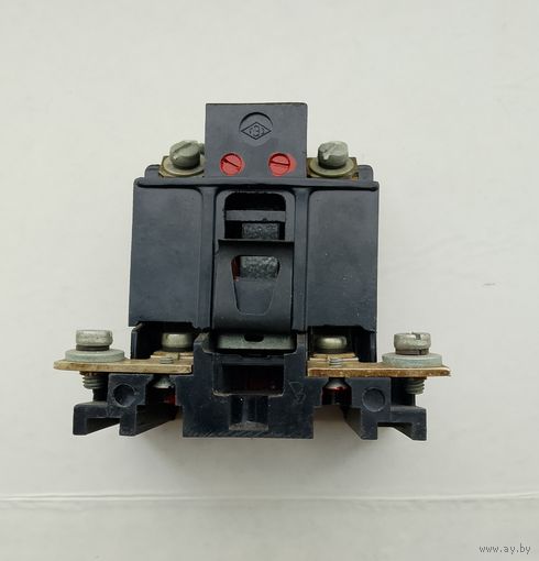 Тепловое реле для магнитного пускателя ПА-322 и аналогичных.