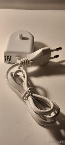 Беспроводное зарядное устройство PHILIPS.