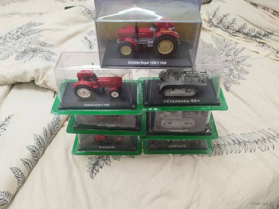 Трактора одним лотом запечатанные