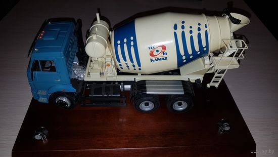 Камаз бетономешалка. Миксер. АРТИК. Масштаб 1:24