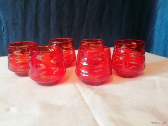 Набор рюмок, рубиновое двухслойное стекло СССР