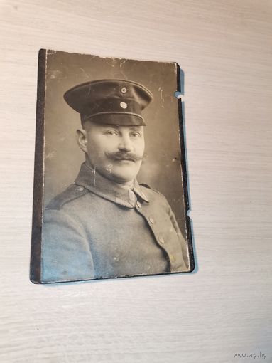 Военнослужащий в униформе Германской Империи времён ПВМ, размер 13.5*9.5см.