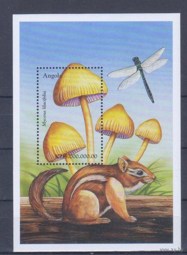 [2416] Ангола 1999. Грибы. БЛОК MNH