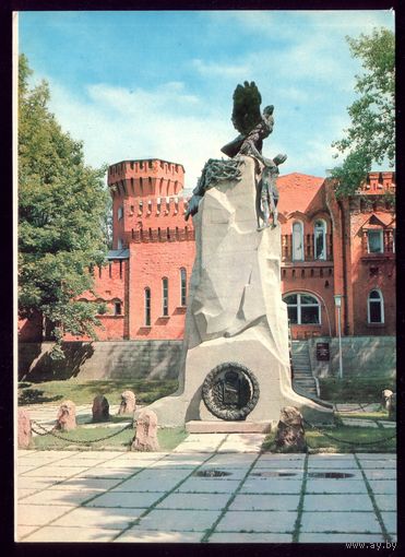 1979 год Смоленск Памятник героям