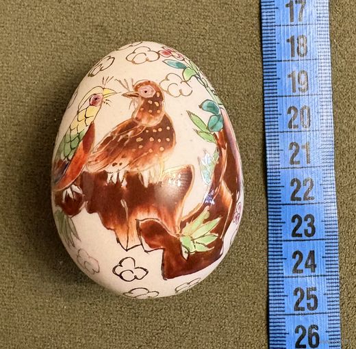Фарфоровое яйцо . Расписное