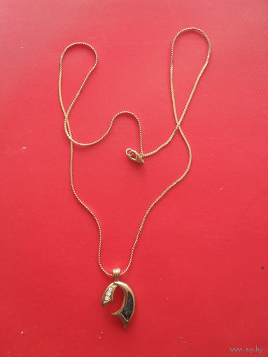 Кулон с цепочкой,54 см.