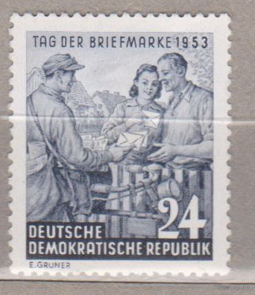 Архитектура День почтовых марок ГДР 1953 год лот 14 (8) ПОЛНАЯ СЕРИЯ ЧИСТАЯ менее 30 % от каталога по курсу 3 р