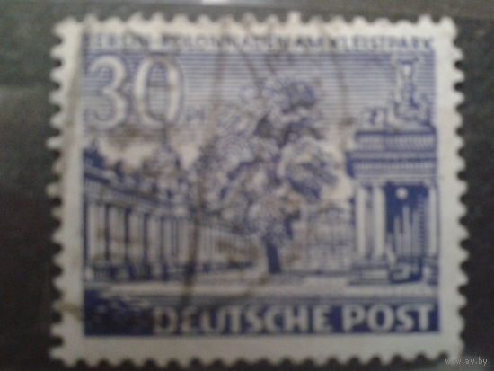 Берлин 1949 стандарт 30пф колоннада Михель-1,7 евро гаш.