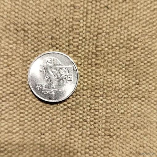 Сан-Марино 1 л, 1982 Социальные достижения