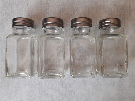 Солонки (перечницы) из СССР - 4 шт.