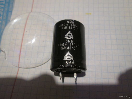 Конденсатор 180мкф400в.