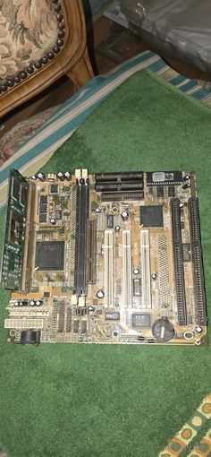 Материнская плата