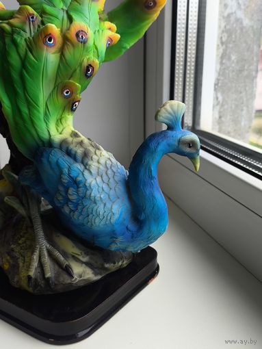 Статуэтка из полистоуна Павлин