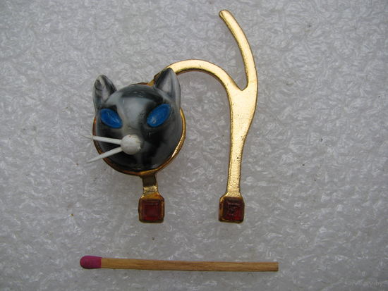 Значок. Кот