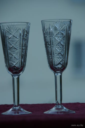Рюмки хрустальные 2 шт . ( целые ) 14,5 см