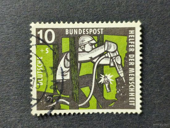 Германия 1957. Помощники человечества