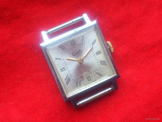 С 5 руб. Часы ЛУЧ 1800 ЖЕНСКАЯ МЕХАНИКА из СССР 1980-х