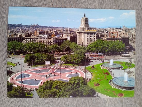 Барселона, Площадь Каталонии