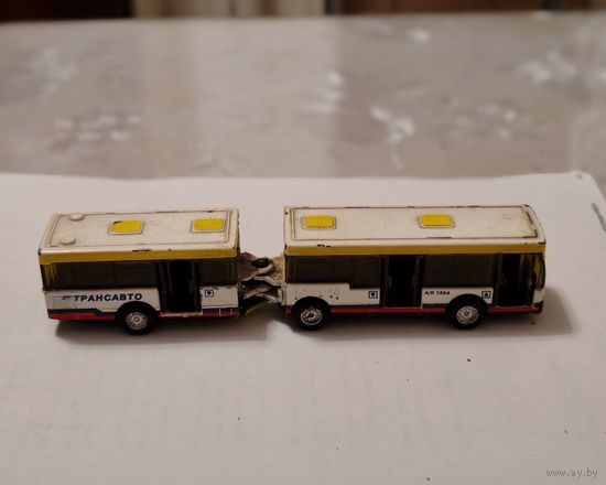 Моделька  автобуса [ made in china ]