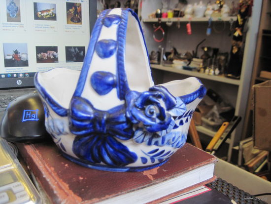 Ваза-корзинка, конфетница.