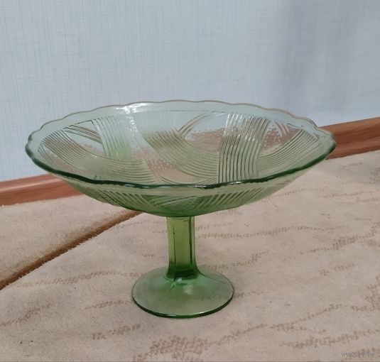 Ваза фруктовница зелёное стекло СССР