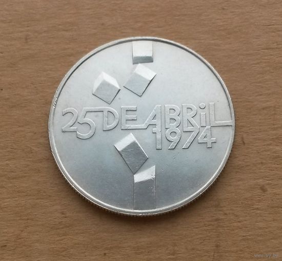 Португалия, 100 эскудо 1976 г., серебро 0.650, Революция гвоздик 25 апреля 1974 г.