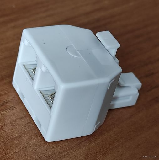 Переходник тлф 6Р4С штекер-2 гнезда 3 шт. с 1 рубля