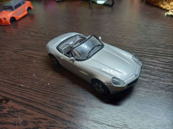 BMW Z8 1/43