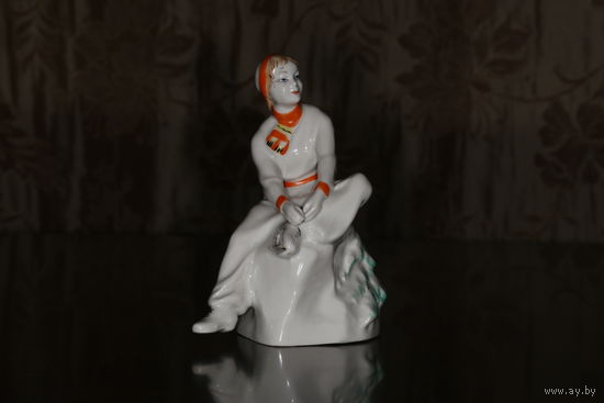 Фарфоровая статуэтка "Конькобежка" Городница Люкс!