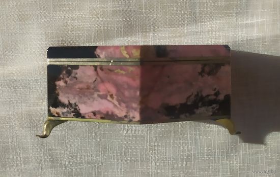 ШКАТУЛКА ИЗ РОДОНИТА