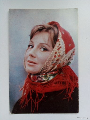 Артисты. Елена Добронравова. 240.