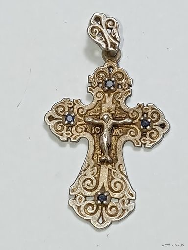 Крестик серебро 925 пробы . С камушками .