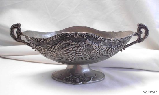 Конфетница Фруктовница Ладья Виноград 31,7 х 14,6 см