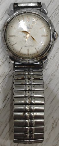 Часы нечастые. Родина, автоподзавод, амортизация. Родной браслет - всеразмерник.