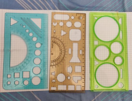 Чертёжные линейки необычные. Целые. Цена за одну