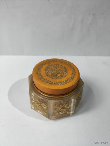 Шкатулка музыкальная.