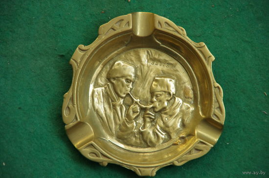 Пепельница латунная   13 х 13 см