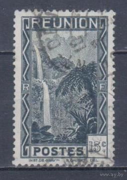 [110] Французские колонии.Реюньон 1933. Водопад.15с. Гашеная марка.