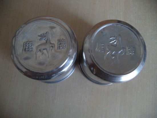 Крышки на китайские термосы. 1980-е годы.